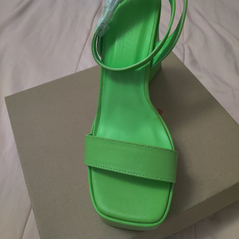 Green Minimalist Heels with Ankle Strap